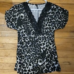 Maurices Animal Pront Top